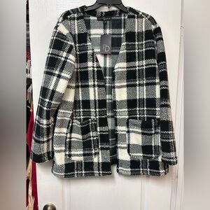 fuzzy open-front cardigan in a black and white plaid pattern Size M